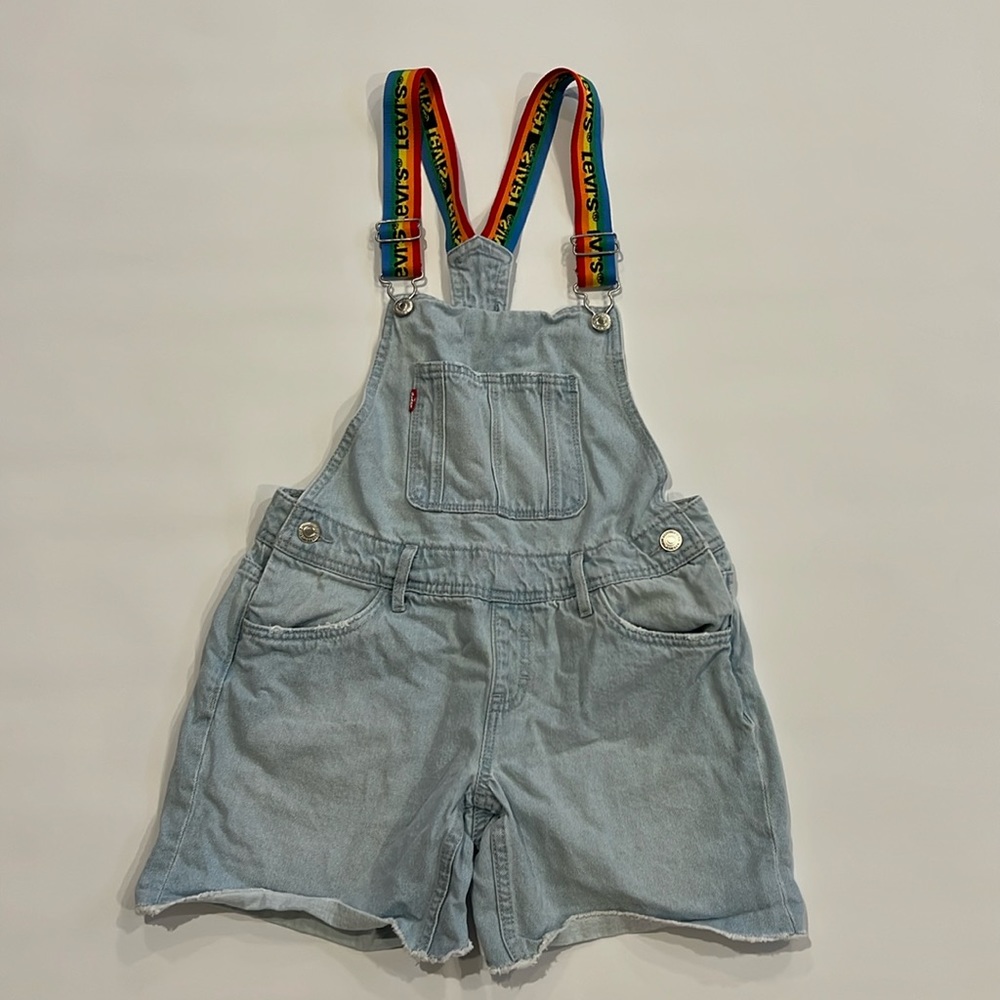 Levi’s shortalls